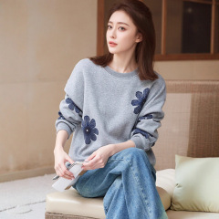 华棉百搭宽松休闲卫衣女圆领印花钉珠2025秋冬时尚上衣潮女A6457