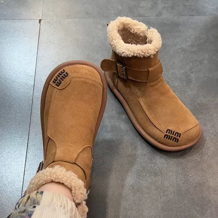 Зимние новые ботинки 2025 года: матовые кожаные ретро-ботинки в стиле Мартин, массивные, милые, повседневные, на плоской подошве, модные, теплые, короткие.