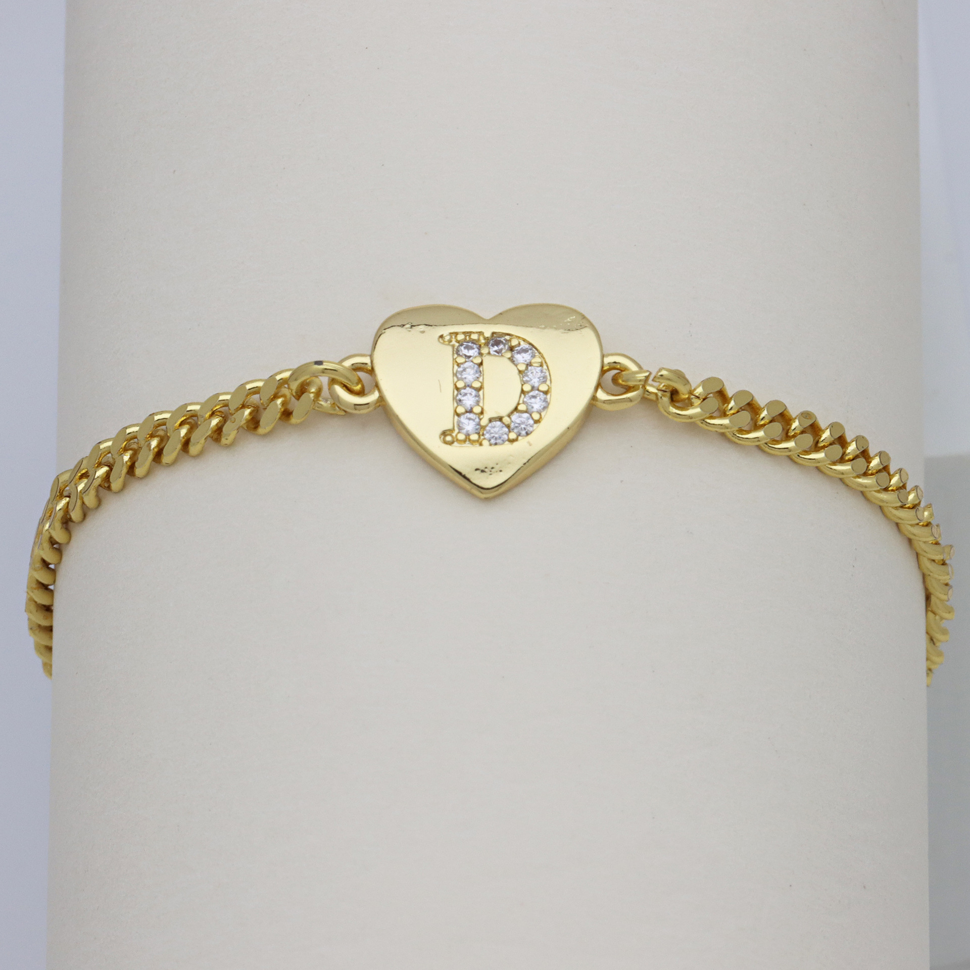 8g Weight Copper Pendant Material Zircon Inlay Material Bracelets Classification Copper Chain Material Cuban Link Chain Curb Chain Chain Type 1 Piece Quantity Holiday, Banquet, Selfie Occasion Copper Material Letter, Heart Shape Pattern All Seasons Season Women's Gender Inlay Design Casual, Elegant, Lady Style Wholesale Jewelry Casual Elegant Lady Letter Heart Shape Copper Zircon Inlay Bracelets Cuban Link Chain Curb Chain 9