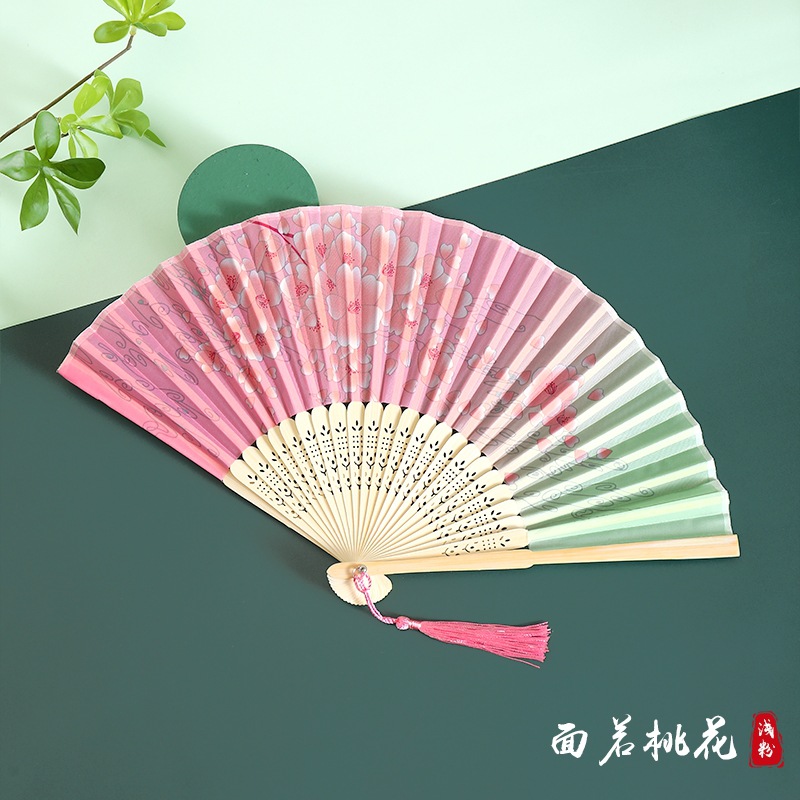 Ventilador plegable de estilo chino de verano estilo antiguo de alta gama Hanfu cheongsam abanico chino abanico de baile plegable para niños abanico de bambú