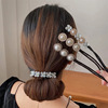 Elegant hairgrip, flowered, 2021 collection, adds volume