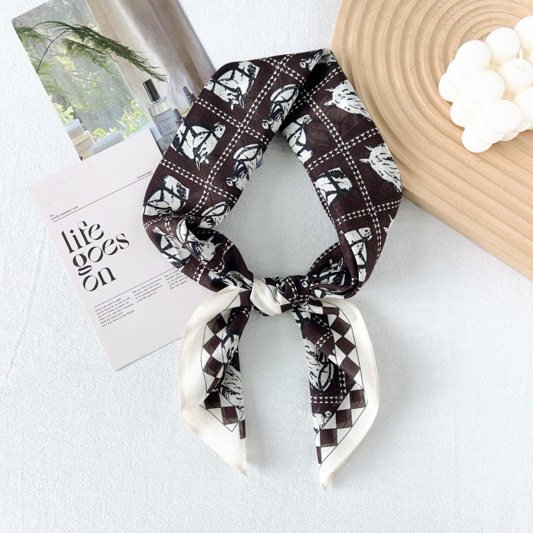 Pony marrón blanco verano nuevo estilo seda algodón pequeño bufanda cuadrada bufanda mujer lujo ligero retro moda todo fósforo protector solar bufanda de seda Baotou