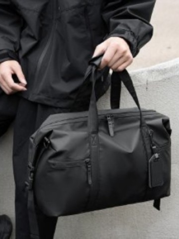 Men's capacious sports travel bag for work and office