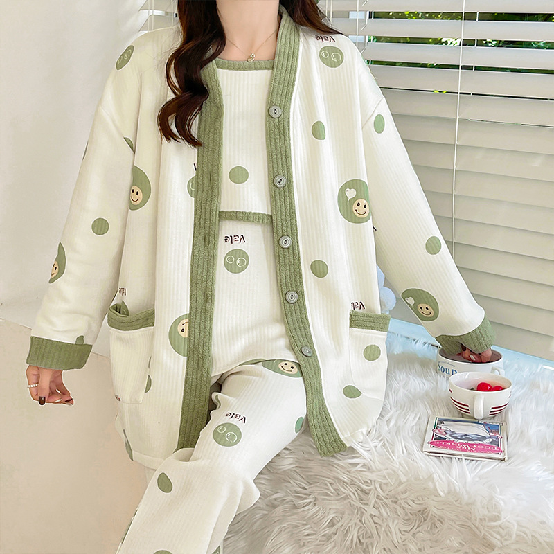 New air cotton confinement clothes three-piece set Spring and Autumn postpartum pregnant women's pajamas autumn and winter breastfeeding 10 months home New air cotton confinement clothes three-piece set Spring and Autumn postpartum pregnant women's pajamas autumn and winter breastfeeding 10 months home