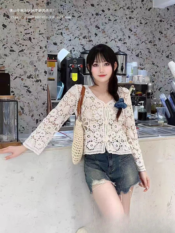 French-Style Heavy Crochet Retro V-Neck Lace Embroidery Hollow Design Short Knit Cardigan Sun Protection Top