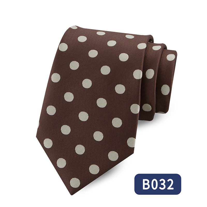 B032