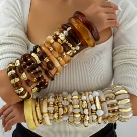 项链;耳环;戒指