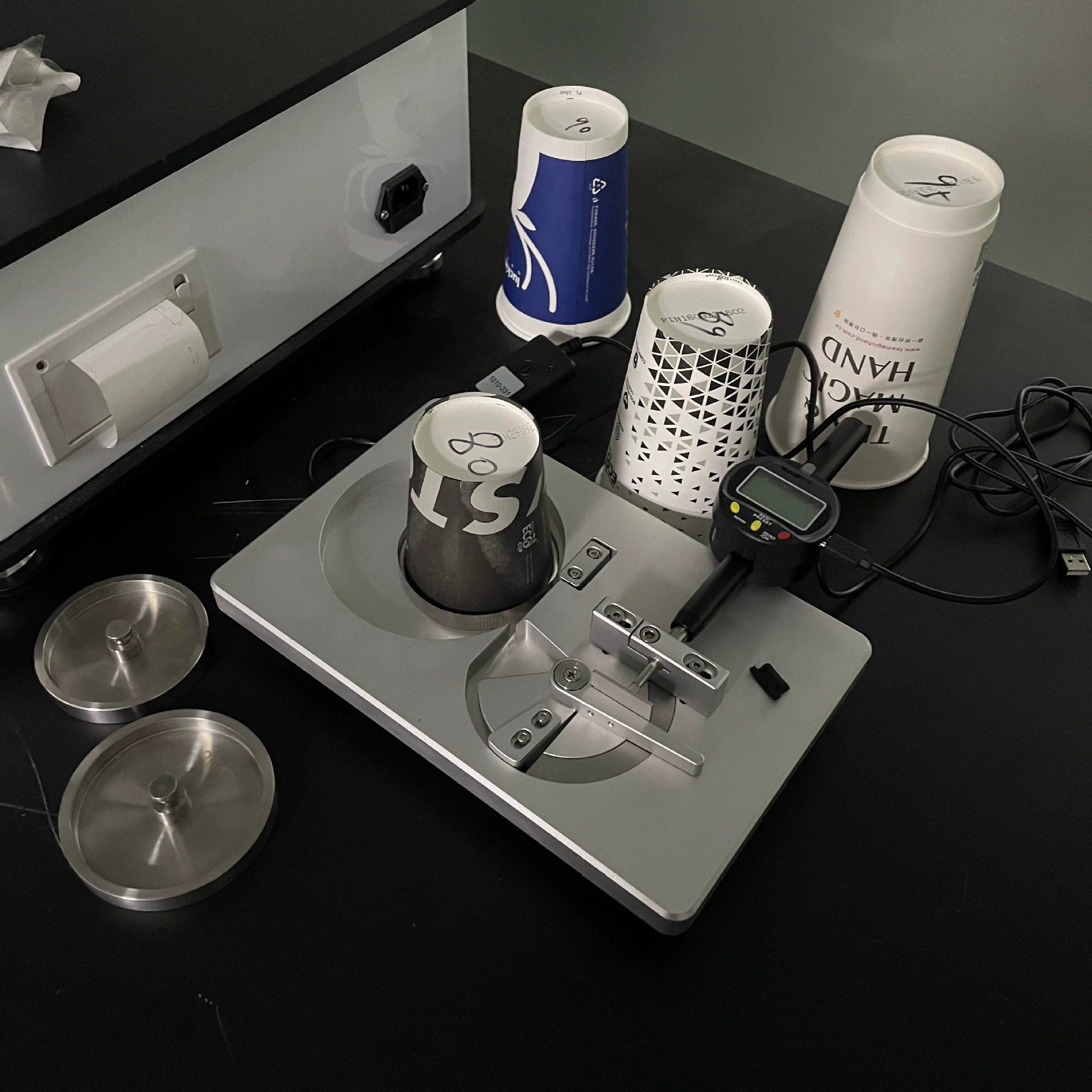 Тестер диаметра бумажного стаканчика Прибор для измерения диаметра пластикового стаканчика Подходит для бумажных стаканчиков различных размеров Может быть подключен к компьютеру