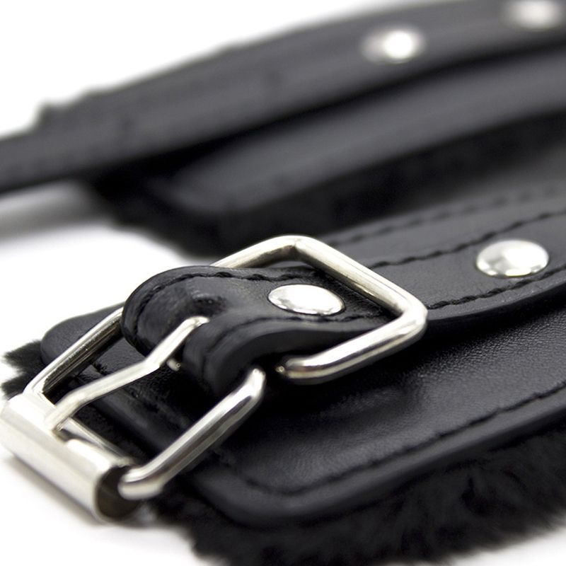 Plush Leather Flirt Handcuffs, 25 cm Red Binding Teaser for Adults — detail image 5