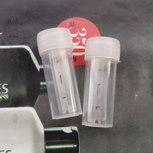 Manufacturer wholesale eyebrow trimmer blades 10 pieces, easy to carry stainless steel macro blade