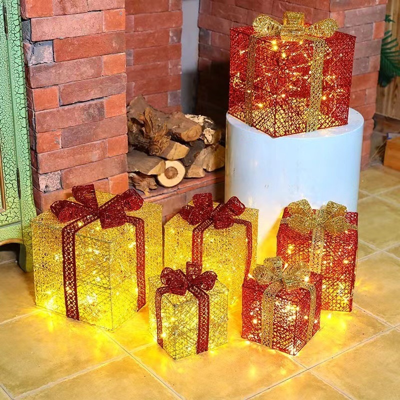クリスマス鉄芸発光ギフトボックス三点セット積み上げ装飾品セットクリスマスツリーホテルシーン配置置物|undefined