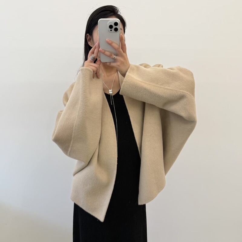 100% Camel Wool Double-Sided Cashmere Coat for Women, Cape Style, Versatile, Fashionable, Loose Fit, Slimming, Age-Reducing, Elegant