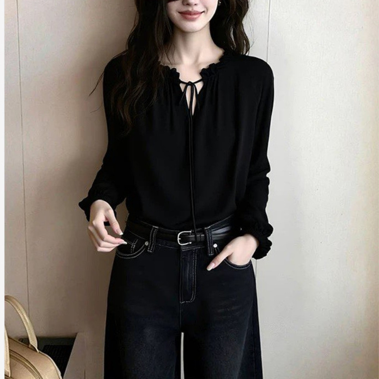 Black V-Neck Tie-Up Long-Sleeved Shirt for Women, New Spring Style, Suitable for Important Occasions, High-End Inner Wear Top Black V-Neck Tie-Up Long-Sleeved Shirt for Women, New Spring Style, Suitable for Important Occasions, High-End Inner Wear Top