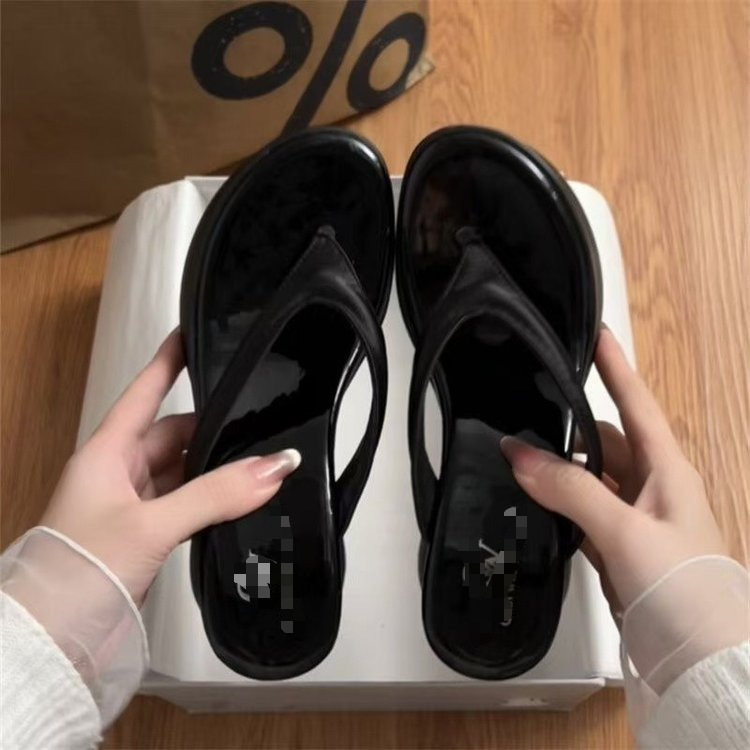 Zapatillas de tacones gruesas francesas 2026 verano de moda versátil vacaciones cómodas zapatillas de tacones altos image 6