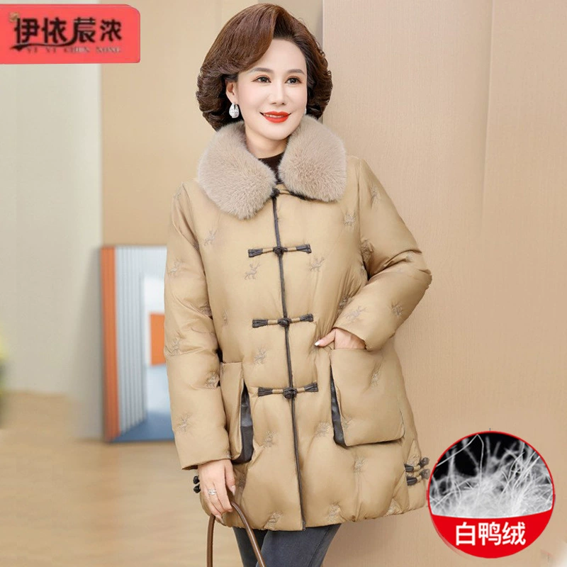 Пуховик для мам, зимняя одежда для женщин среднего и пожилого возраста, куртка на утином пуху Guofeng, одежда на хлопковой подкладке, свободная новая куртка с шерстяным воротником больших размеров