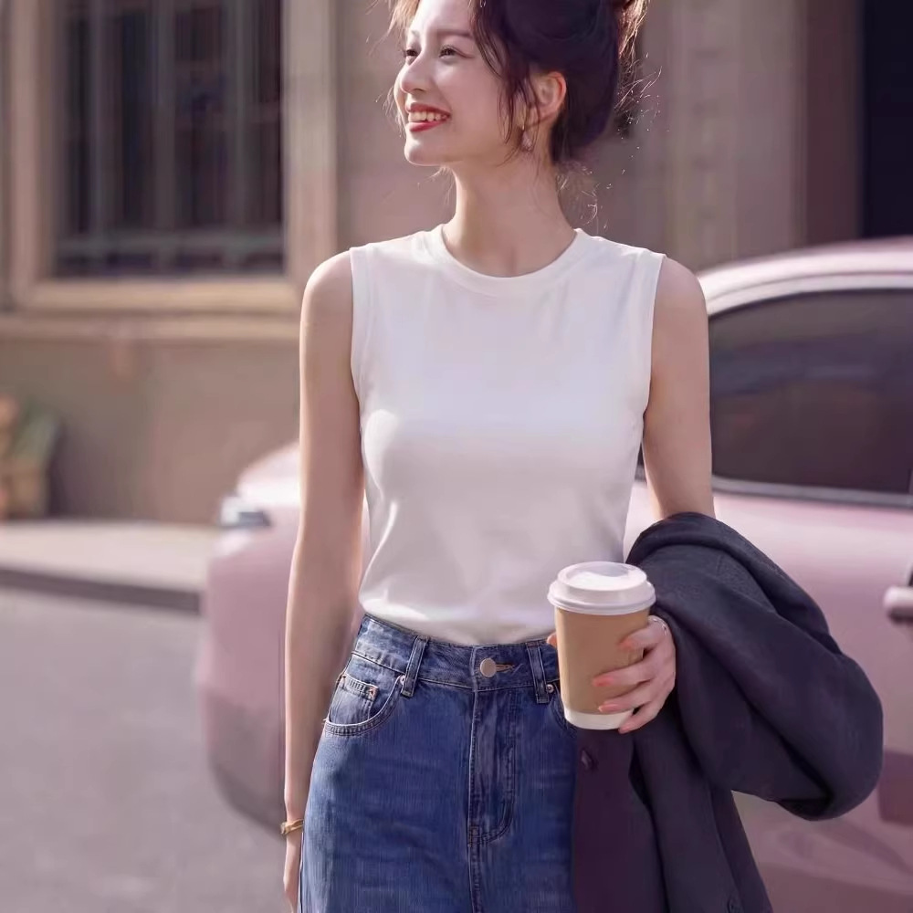 Stylish White Camisole for Women, Summer New Slim-Fit Sleeveless Trendy Top