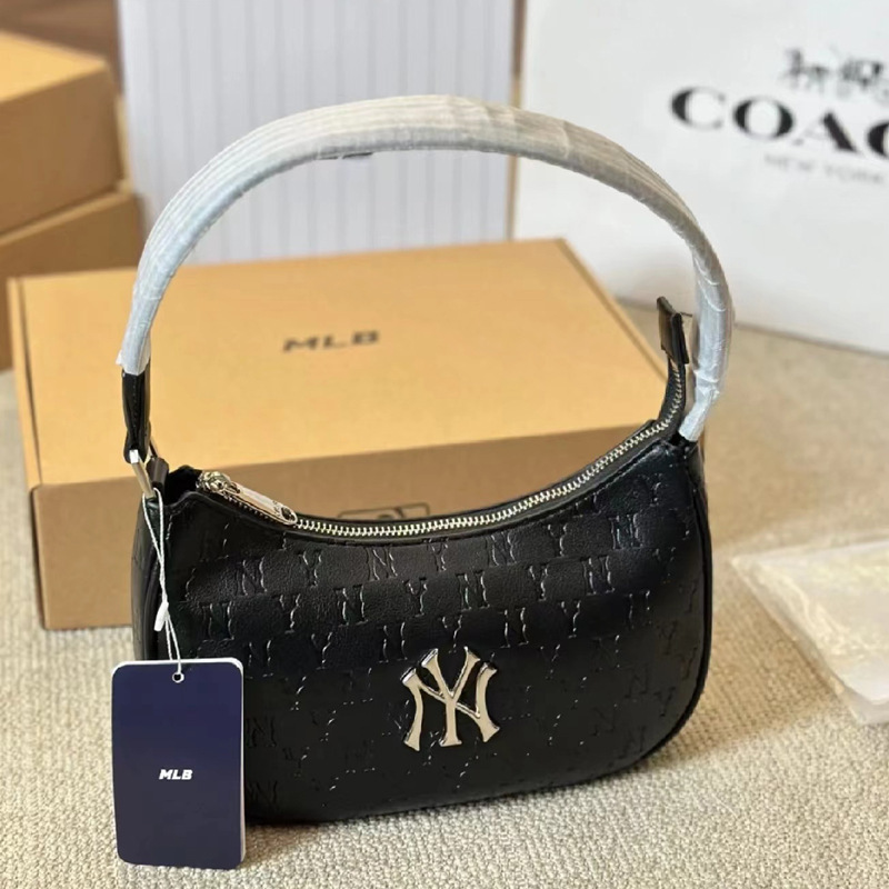 Korean 2025 New Mlb Embossed Underarm Bag with Full Ny Print, Versatile, Fashionable, Simple, Hand-Carryable, Single-Shoulder Commuter Women's Bag
