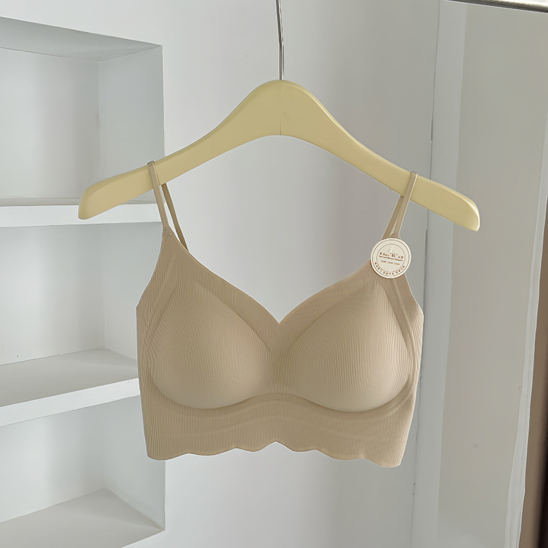 新しいシームレスな美しいバックスリングラップ胸チューブトップ女性用ゼリーソフトサポートスパゲッティストラップ調節可能なワイヤーフリーブラジャー|undefined