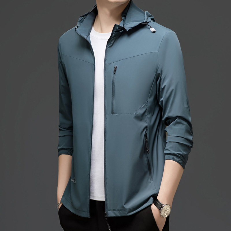 안개가 자욱한 파란색