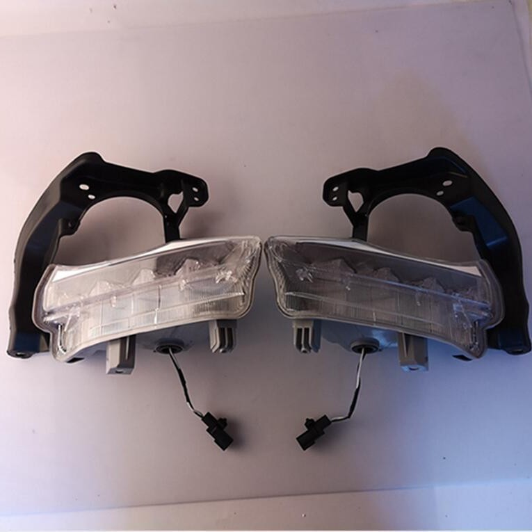 Adecuado para 15-16 Toyota Highlander Luz de marcha diurna Highlander LED Luz de niebla