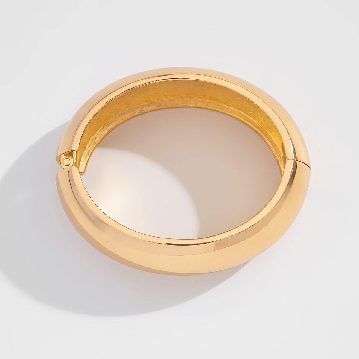 55g Weight Bangle Classification Alloy Chain Material 1 Piece Quantity Holiday, Travel Occasion Alloy Material Geometric Pattern Women's Gender Plating Design Elegant, Lady, Simple Style Style Elegant Lady Simple Style Geometric Alloy Bangles Wholesale 19