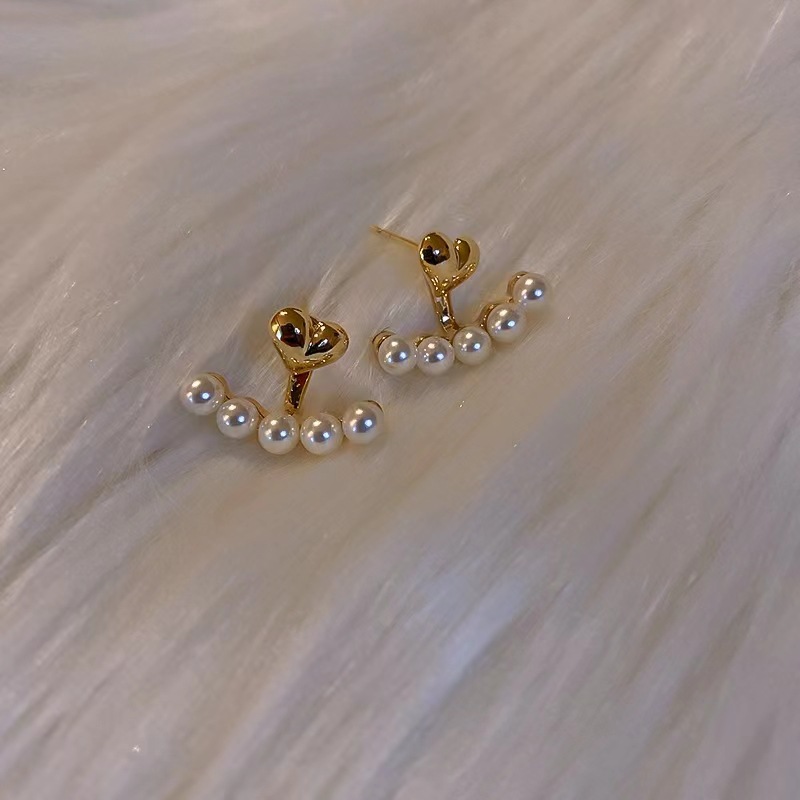 Sweet Heart Shape Alloy Artificial Pearls Women's Ear Studs 1 Pair display picture 2