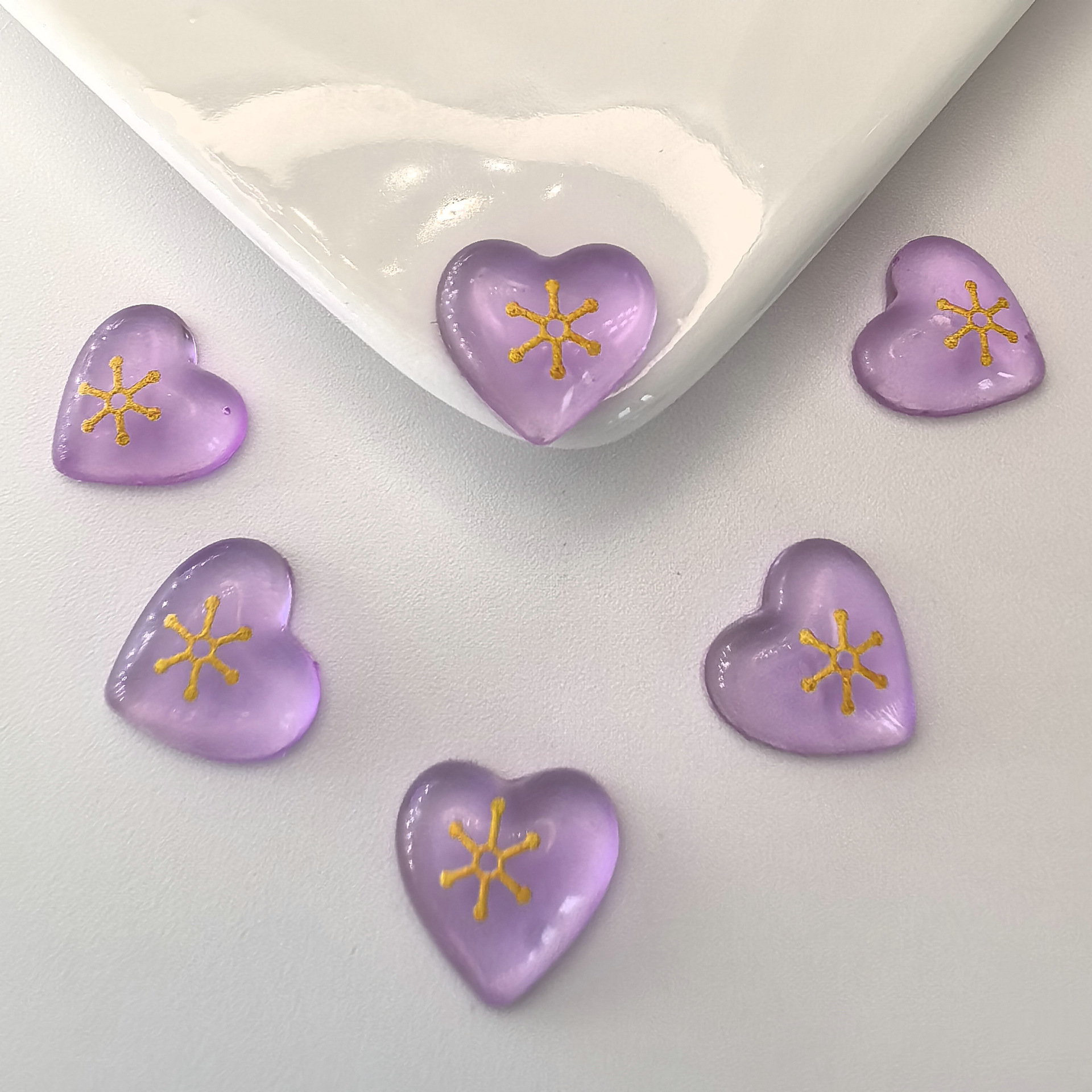 爱心贴片座装饰品树脂diy平底心形美甲饰品美甲钻0005.j