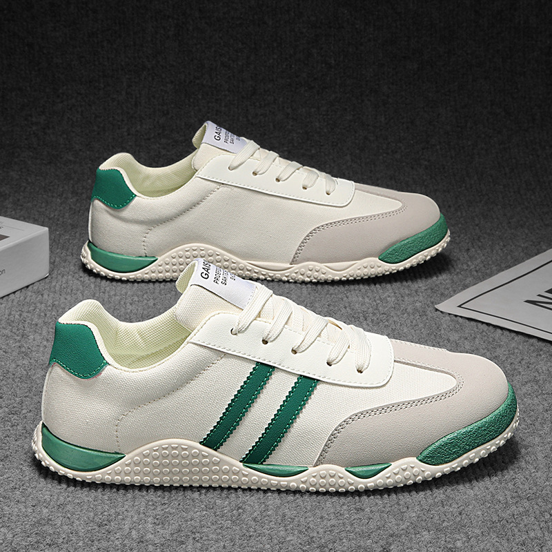 Zapatos de hombre verano 2025 nuevo estilo de cuero para hombres al aire libre zapatos casuales cómodos con lazos planos zapatos deportivos antideslizantes Agan