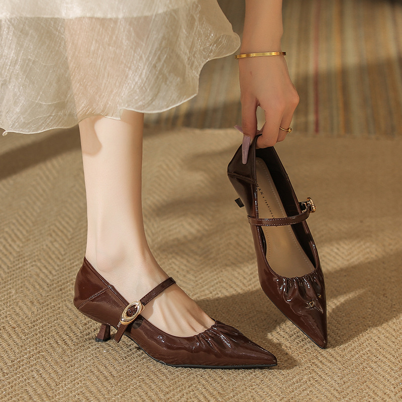 千履汇 法式褶皱一字带细跟尖头软皮单鞋作家标配知性优雅高跟鞋