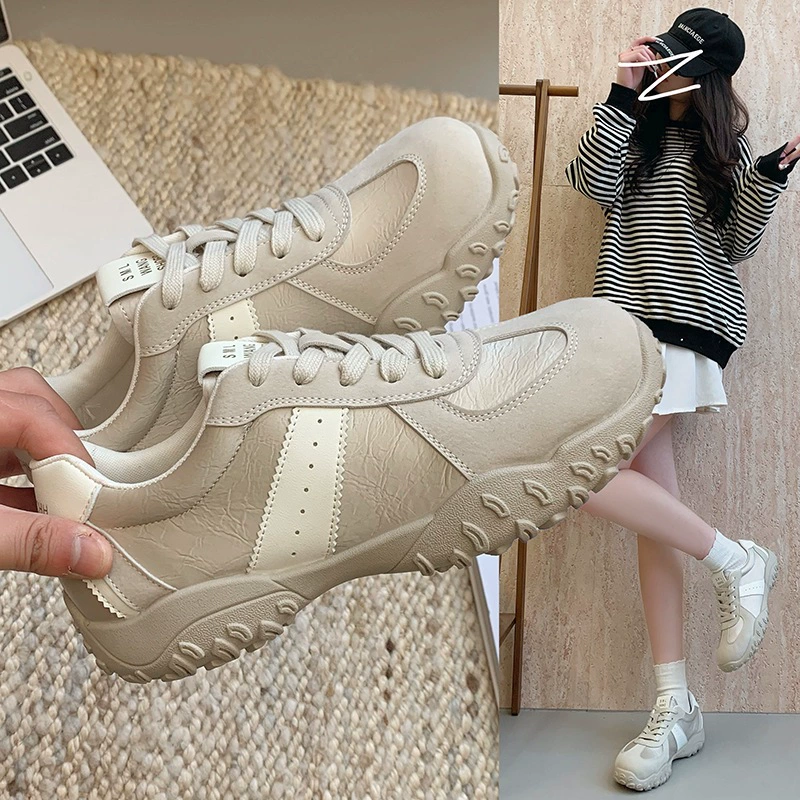 Мягкие кожаные модные популярные немецкие кроссовки для женщин 2025 новые весенние на толстой подошве универсальные стильные белые туфли