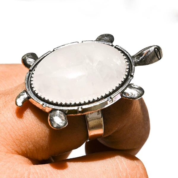 White crystal