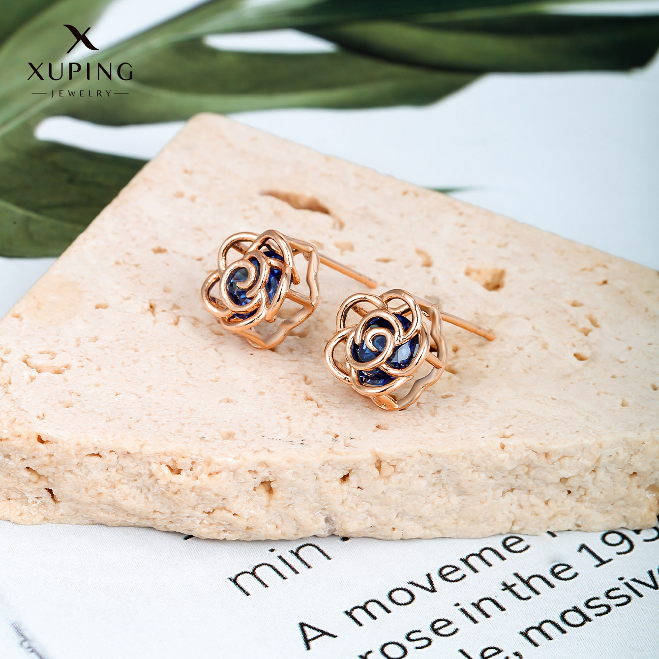 Pendientes de flor de nicho de lujo ligero de moda japonesa y coreana para las mujeres Joyería de Xuking colorido tesoro serie gema artificial Rosa pendientes