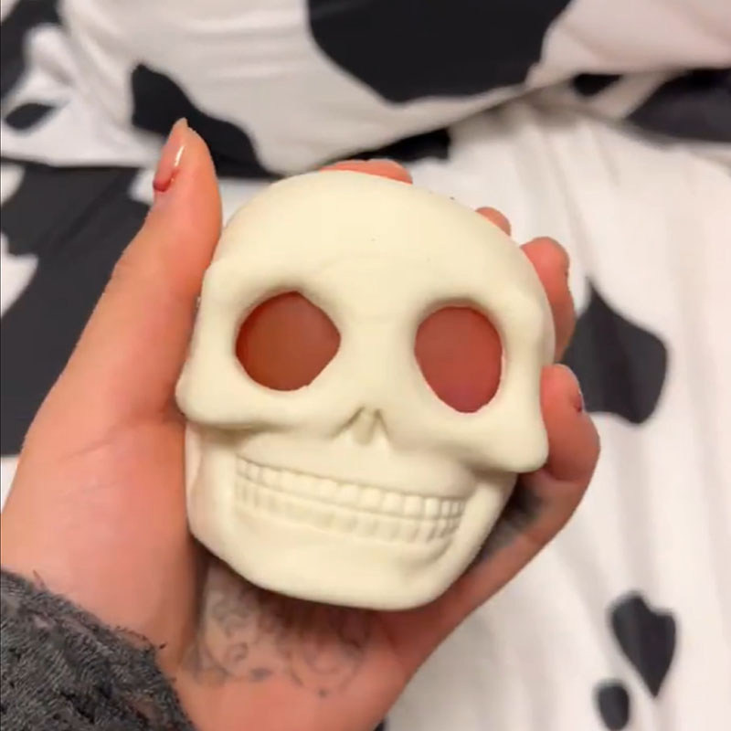 Adult Halloween Stress Balls - Cross-border Skull Shaped Stress Relief Toys for Adults
