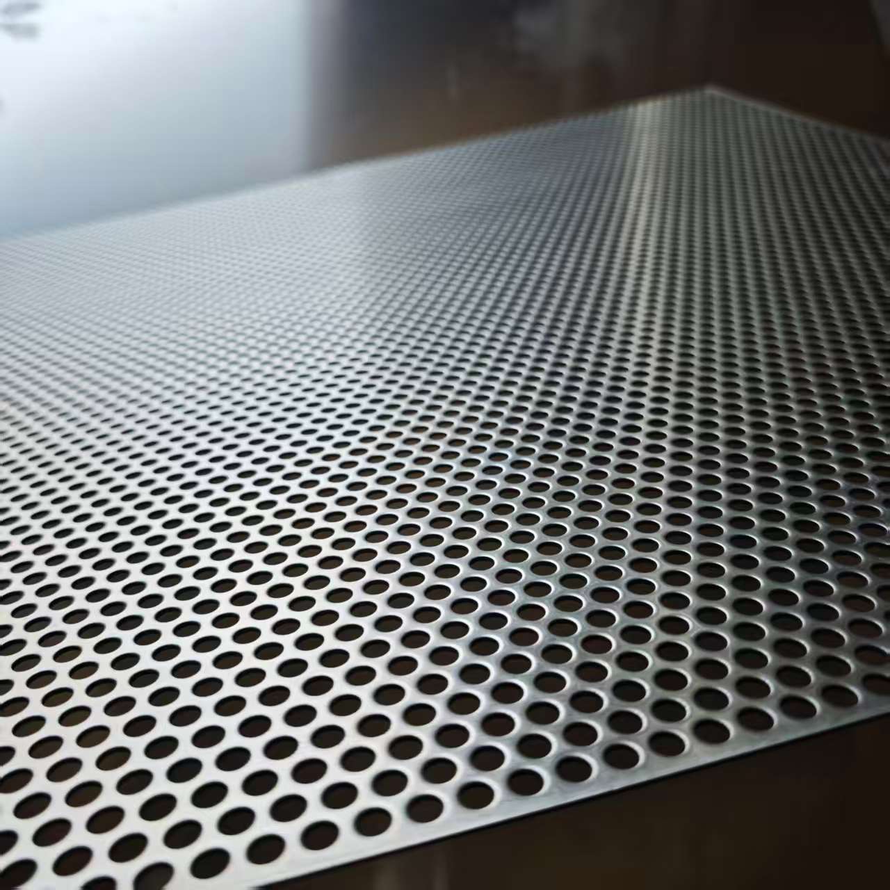 定制冲孔网板铝板装饰板镀锌冲孔网板铝单板吊顶装饰金属装饰冲孔