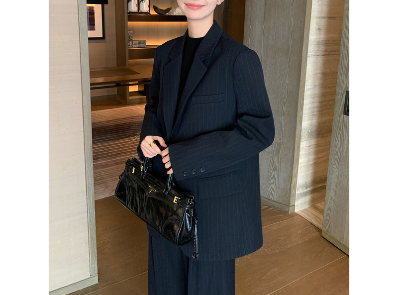预售藏蓝色条纹西装外套女2025春秋新款休闲宽松女士西服|undefined