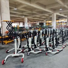 普尔夫手动液压油桶搬运车咬嘴铁桶塑料桶手推车200升圆桶夹倒料