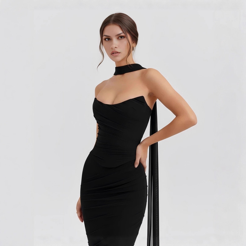 2025 New European and American Pure Black Cross-Border Women's Clothing Pure Lusty Sexy Slim Tube Top Hip-Covering Extended Three-Piece Set