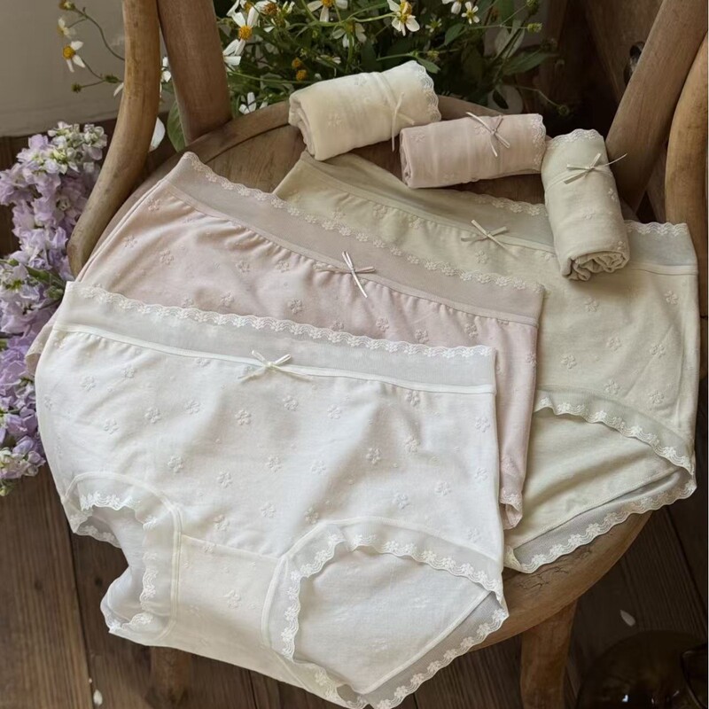 Little Blue Skirt F006 Sweet Jacquard Cotton Nude Feel Underwear for Women, Breathable and Comfortable Mid-Waist Hip-Hugging Lace Bow Shorts Little Blue Skirt F006 Sweet Jacquard Cotton Nude Feel Underwear for Women, Breathable and Comfortable Mid-Waist Hip-Hugging Lace Bow Shorts