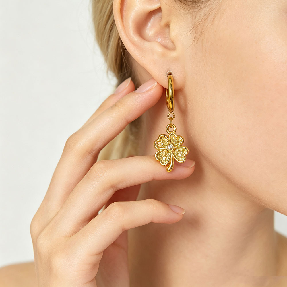 Diseño único retro nicho de alta sensación pendientes de acero inoxidable flores animales pendientes irregulares joyas de lujo ligero