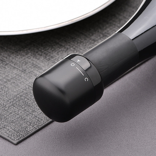Lock-type red wine sealing stopper, new wine stopper, champagne stopper, creative silicone universal bottle stopper