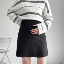 实拍孕妇半身裙新款秋冬外穿时尚款网红显瘦a字短裙包臀托腹裙子