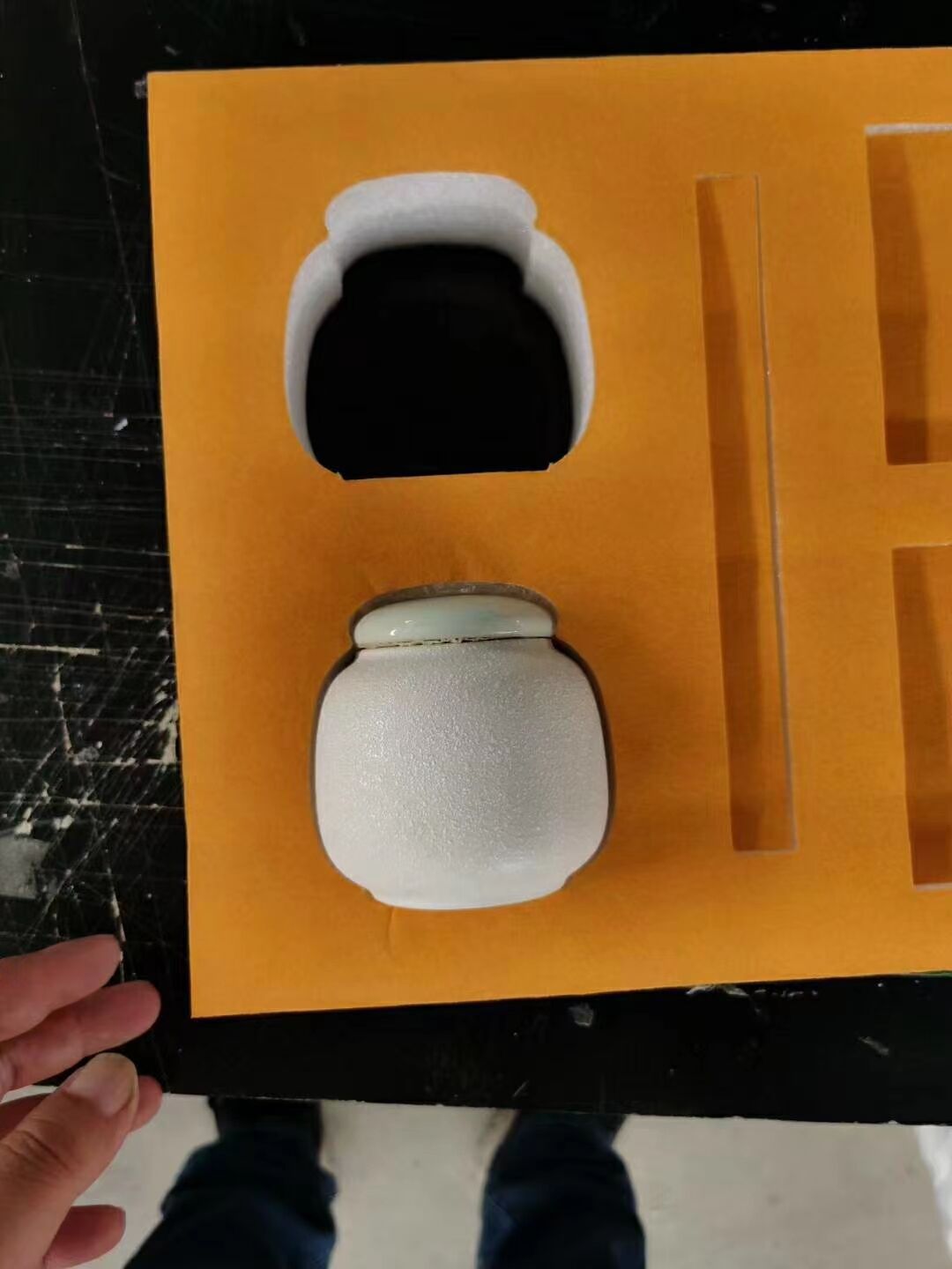 供应白色珍珠棉板材厚度海绵/插花插灯泡100MM厚度海绵泡沫