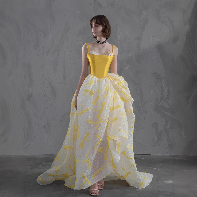 Star with Liu Yifei "The Story of the Rose" High-end Light Luxury Strapless Niche Toast Bridal Dress