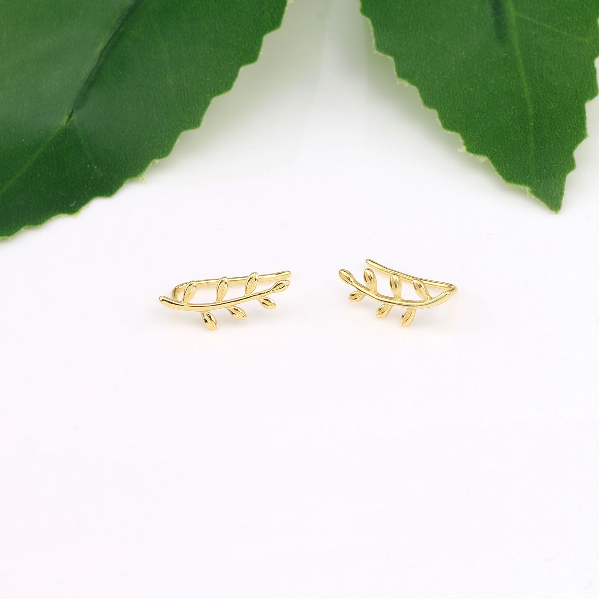 1 Pair Simple Style Leaf Sterling Silver Plating White Gold Plated Gold Plated Ear Clips display picture 7