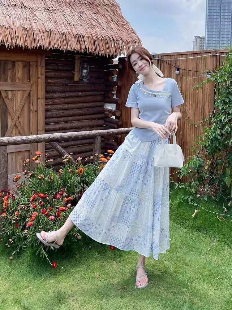 2025新款夏季超仙短袖上衣碎花半身裙设计感两件套套装女