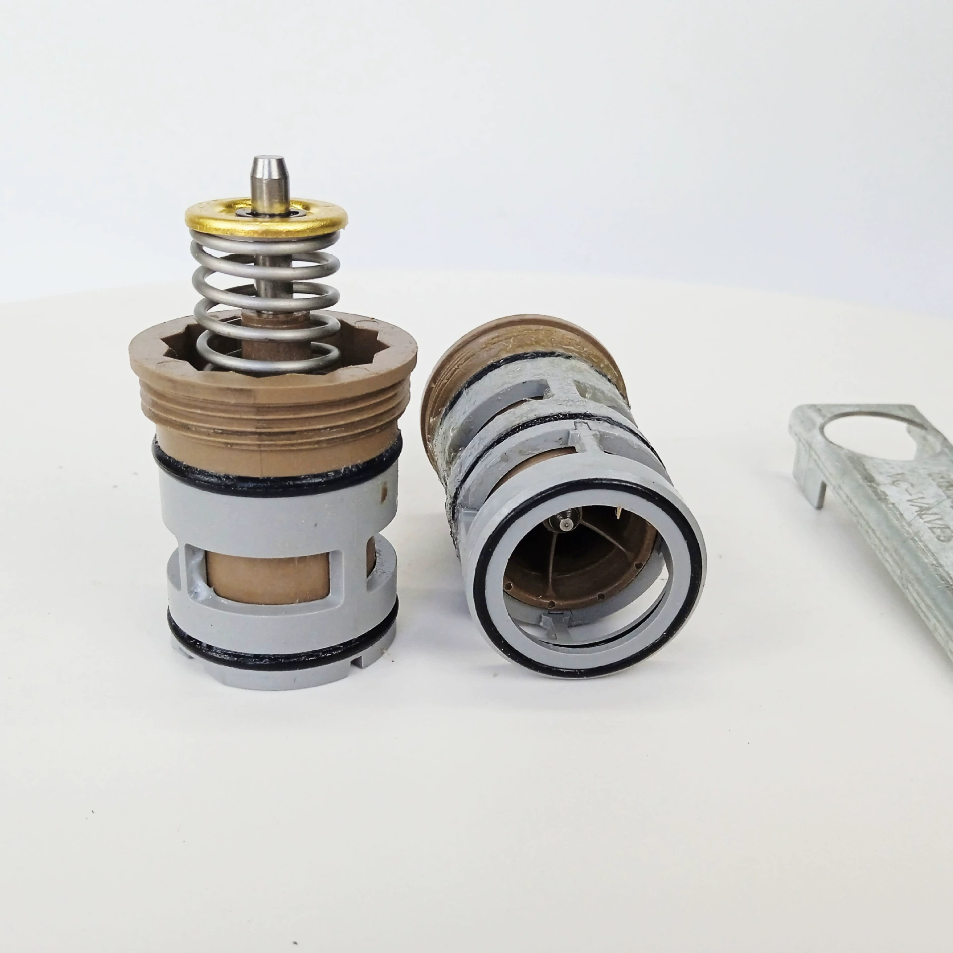 Honeywell новый VC6013 электрический двухходовой клапан сердечник VC4013 VN6013 инструмент для удаления гаечного ключа