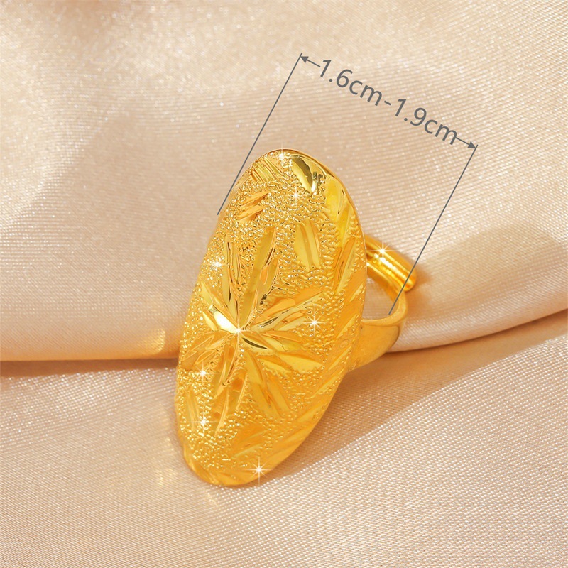 Anello in oro sabbiato da donna design di nicchia aperto_voghion.com