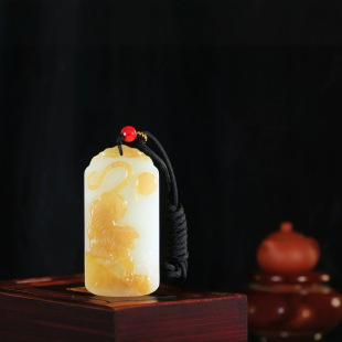 Jin Yu Tang Xinjiang Hetian Jade Tiger Xiao Shan He Qiemo Sugar White Jade Tiger Pendant Jade Warm and Fine Oil