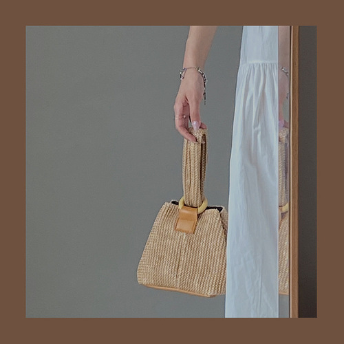 Cute portable straw bag for girls 2024 new niche personality summer chain bag shoulder woven bag trendy