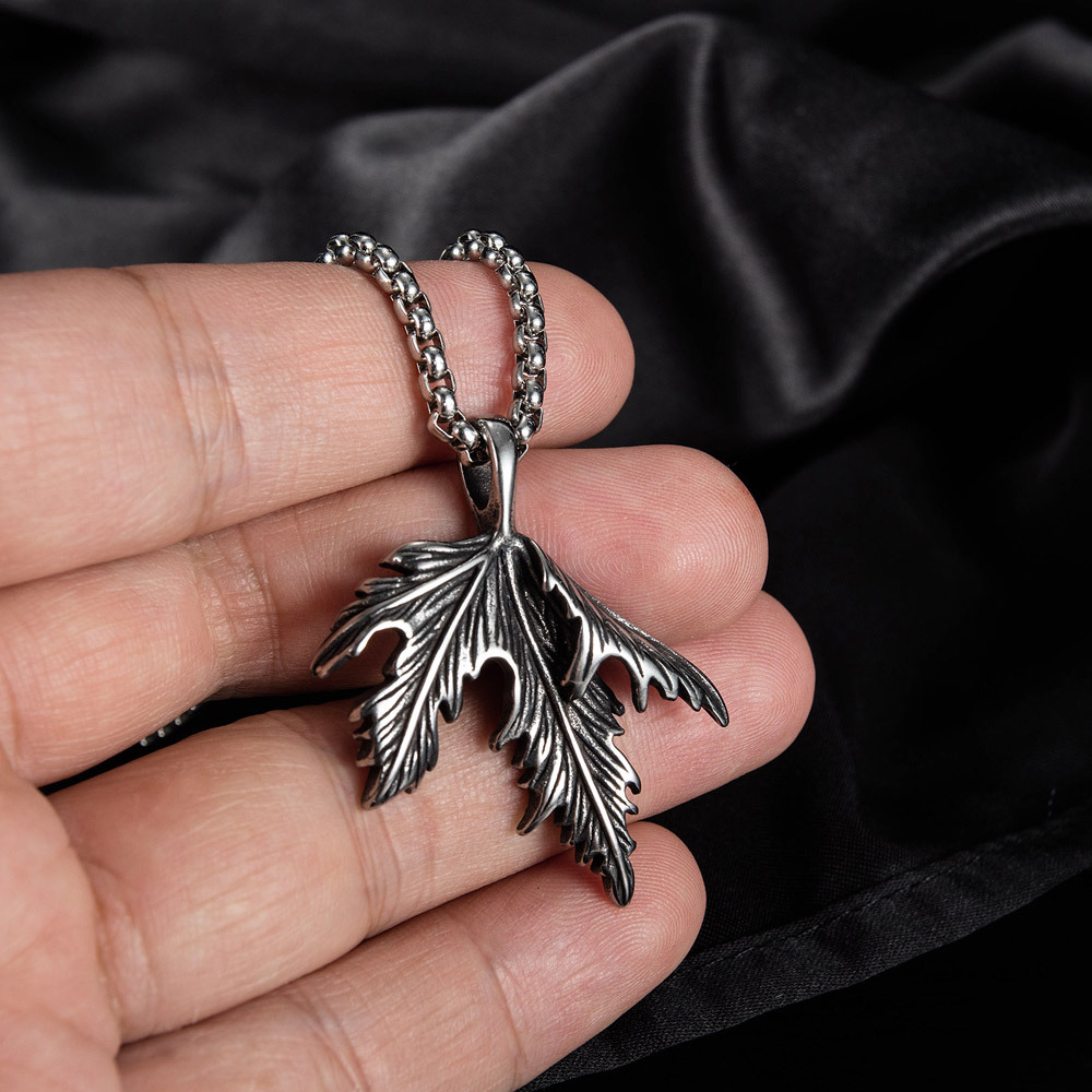 Fashion Maple Leaf Titanium Steel Necklace display picture 7